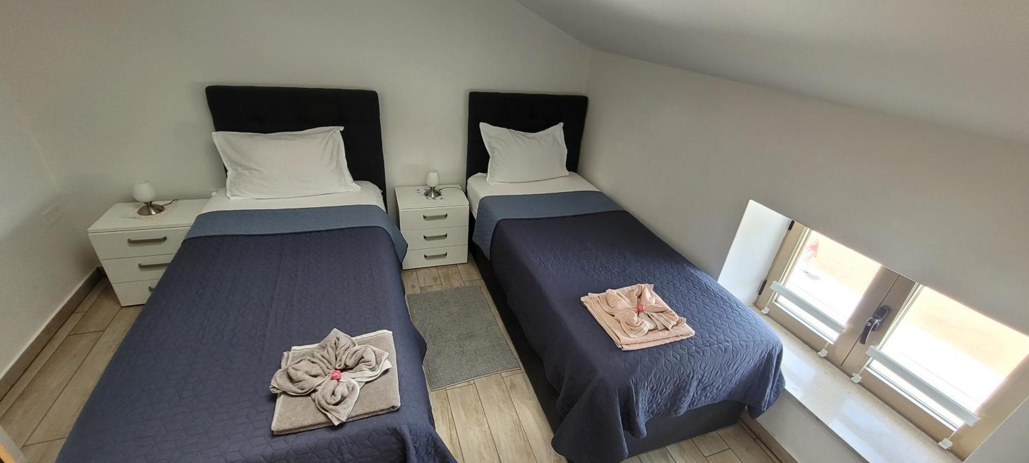 Apartmaji Soncek 伊佐拉 外观 照片